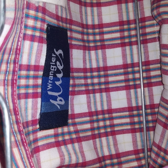 Wrangler button down - Picture 7 of 13